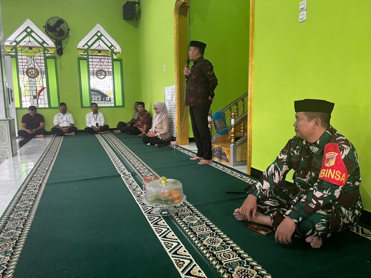 Babinsa Koramil 1315-01/Telaga Dukung Pembinaan Keagamaan Lewat Kegiatan Navigasi Iman Dan Tadarusan Bersama Warga 19cadaba-77d3-4a91-a6d4-2a273333333333333333333f73fe41.jpg
