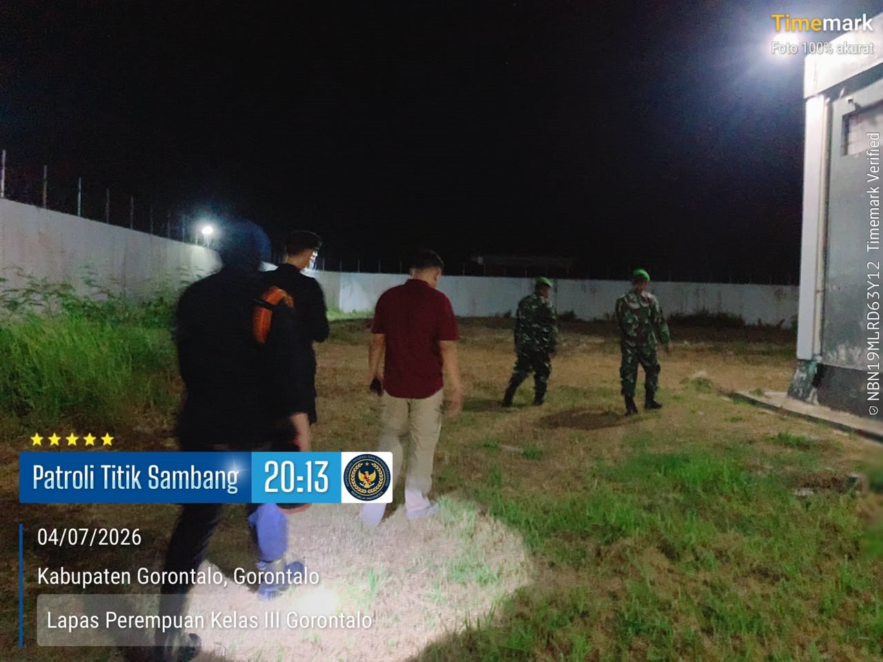 Patroli Sambang Koramil 1315-02/Limboto Dan Lembaga Pemasyarakatan Perempuan Jaga Keamanan Lingkungan Tetap Aman Serta Kondusif 3b8ed157-9cde22222222222222222222222222-4117-a508-10f4c1f1c257.jpg