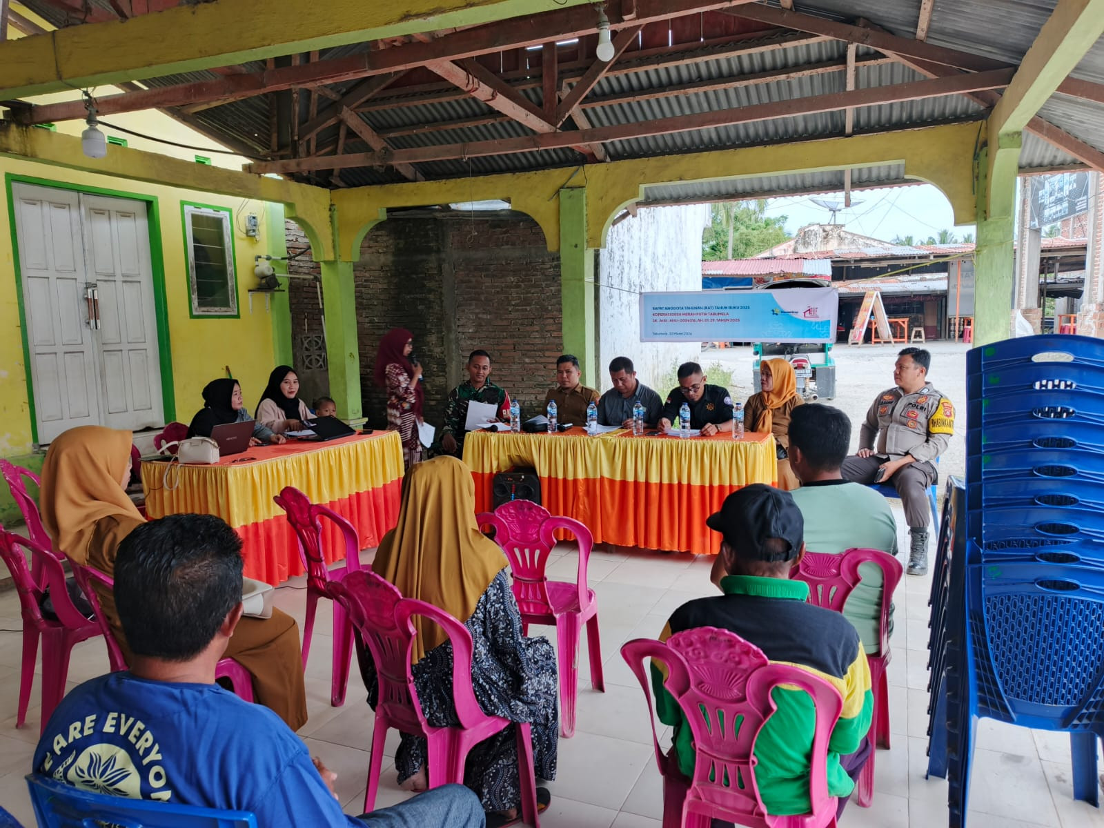 Dukungan Babinsa Koramil Telaga pada Rapat Anggota Koperasi Desa Tabumela Tahun 2025 85e39a54-713e-4630-82b5-567f9acb7b6e.jpg