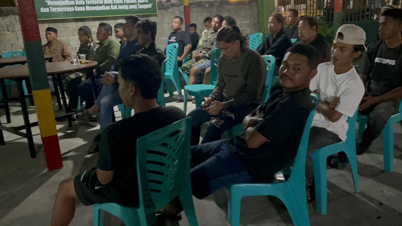 Semangat Piala Dunia 2026 Satukan Personel Kodim 1315/Kab. Gorontalo Dengan Warga Desa Binaan Dalam Kebersamaan Hangat 88553b44-277d-41533333333333333333333333333334-91f7-ed67604dc82d.jpg