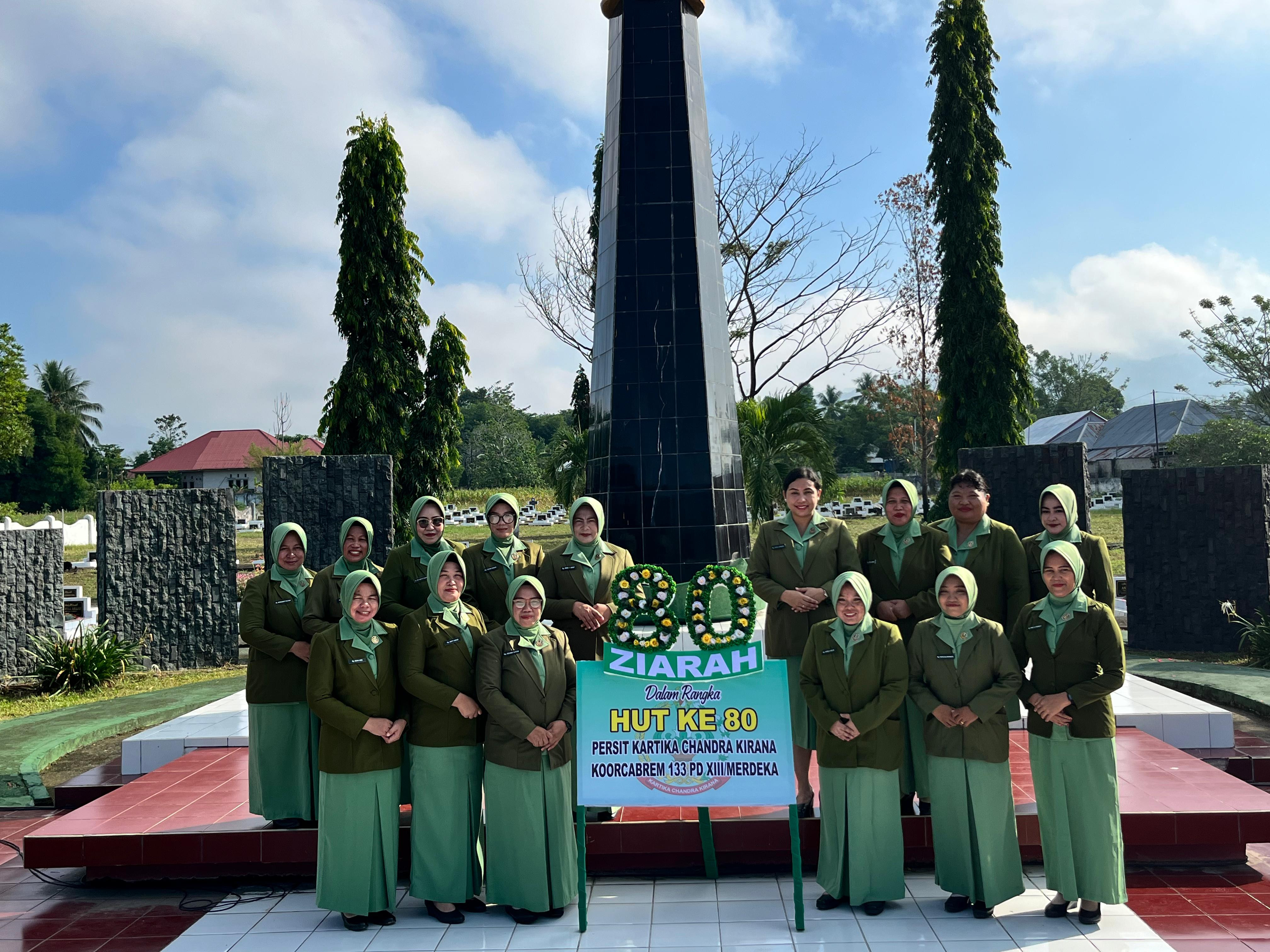 Ketua Persit Kodim 1315 Kab. Gorontalo Hadir Dalam Ziarah HUT Ke-80 Persit Perkuat Semangat Penghormatan Pahlawan b0ae0632-2886-4c42-8639-0dd9370641f8.jpg