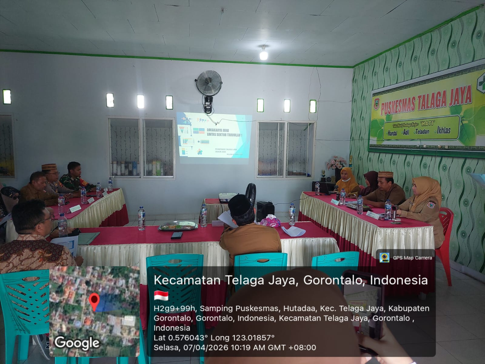 Babinsa Koramil Telaga Hadiri Mini Lokakarya Lintas Sektor Triwulan Pertama Puskesmas Telaga Jaya