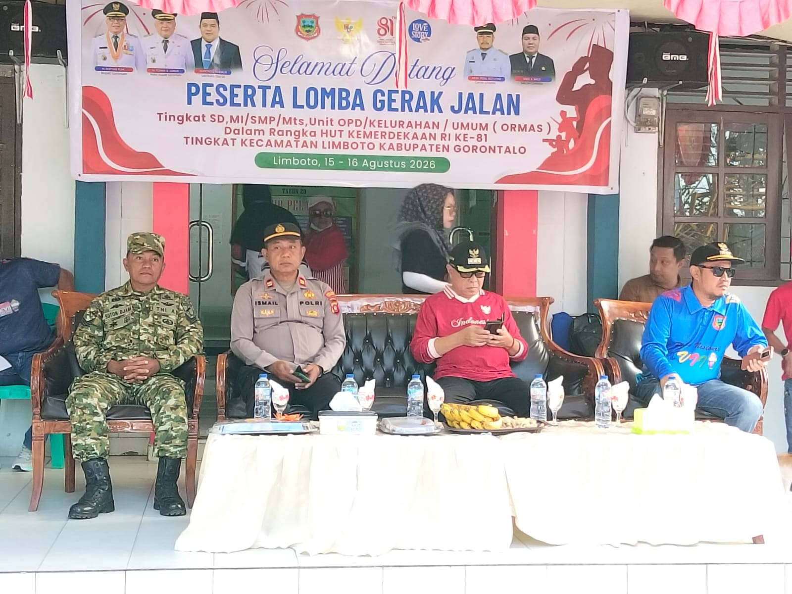 Personel Koramil Limboto Hadiri Pelepasan Lomba Gerak Jalan SMP Dan MTs Semarakkan HUT Ke-81 Kemerdekaan RI